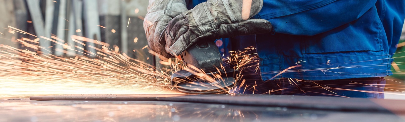 Arbeiter in Industriebetrieb